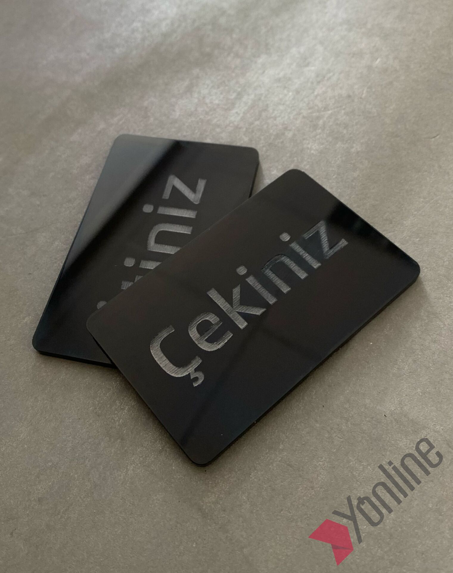 Siyah Minimal İtiniz - Çekiniz Uyarı Levhası