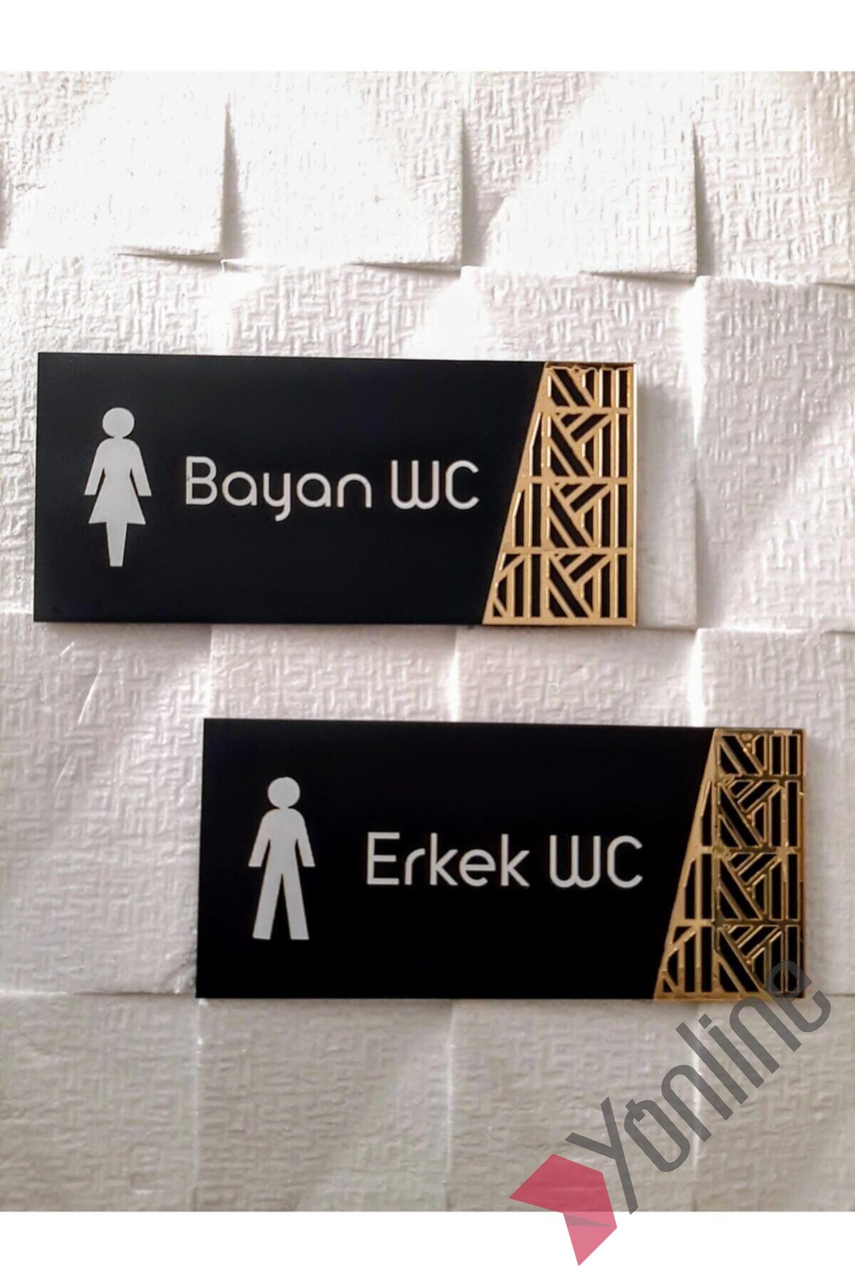 Altın Detaylı Siyah WC Levhası