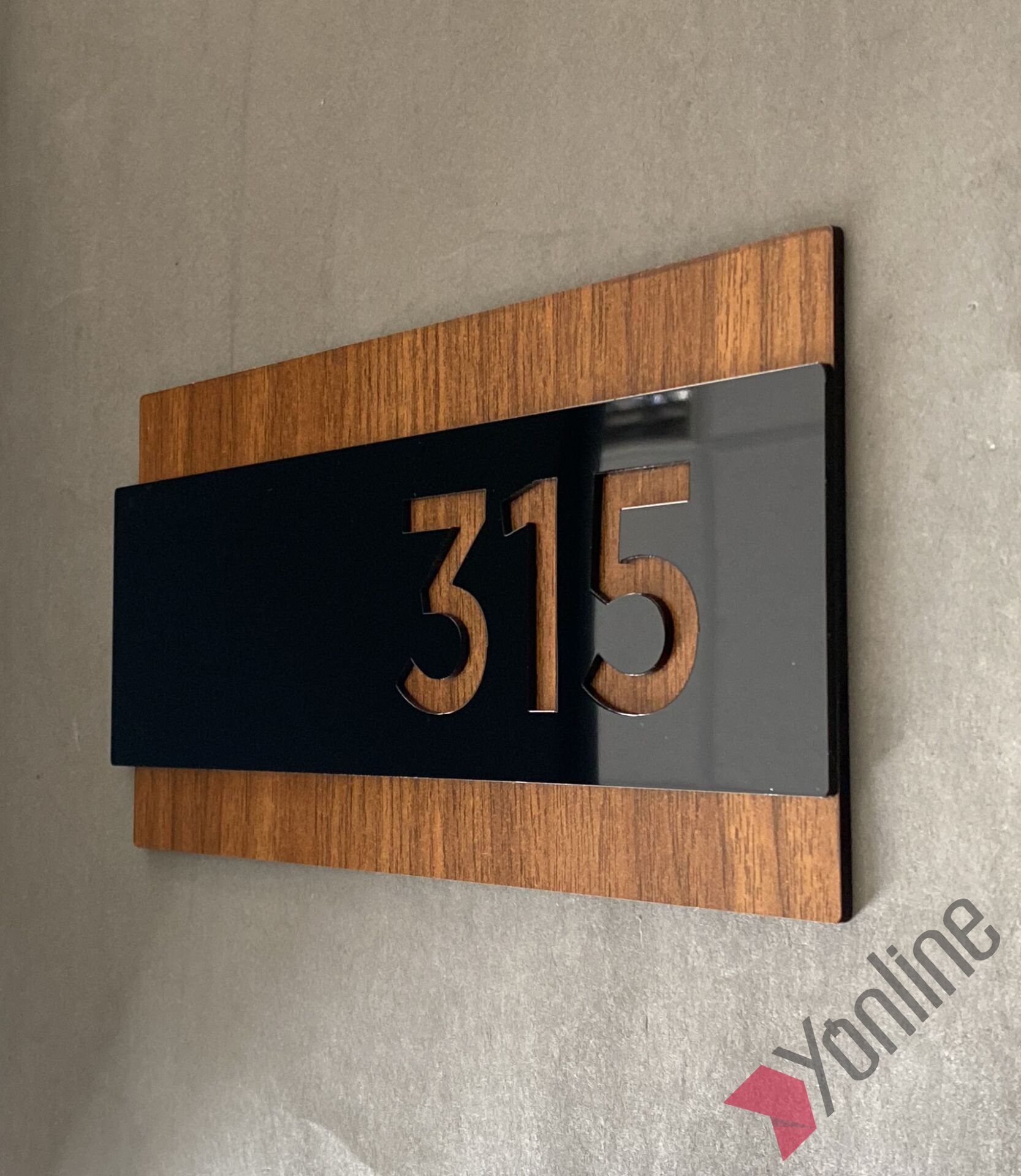 Ahşap Detaylı Siyah Otel Kapı Numarası