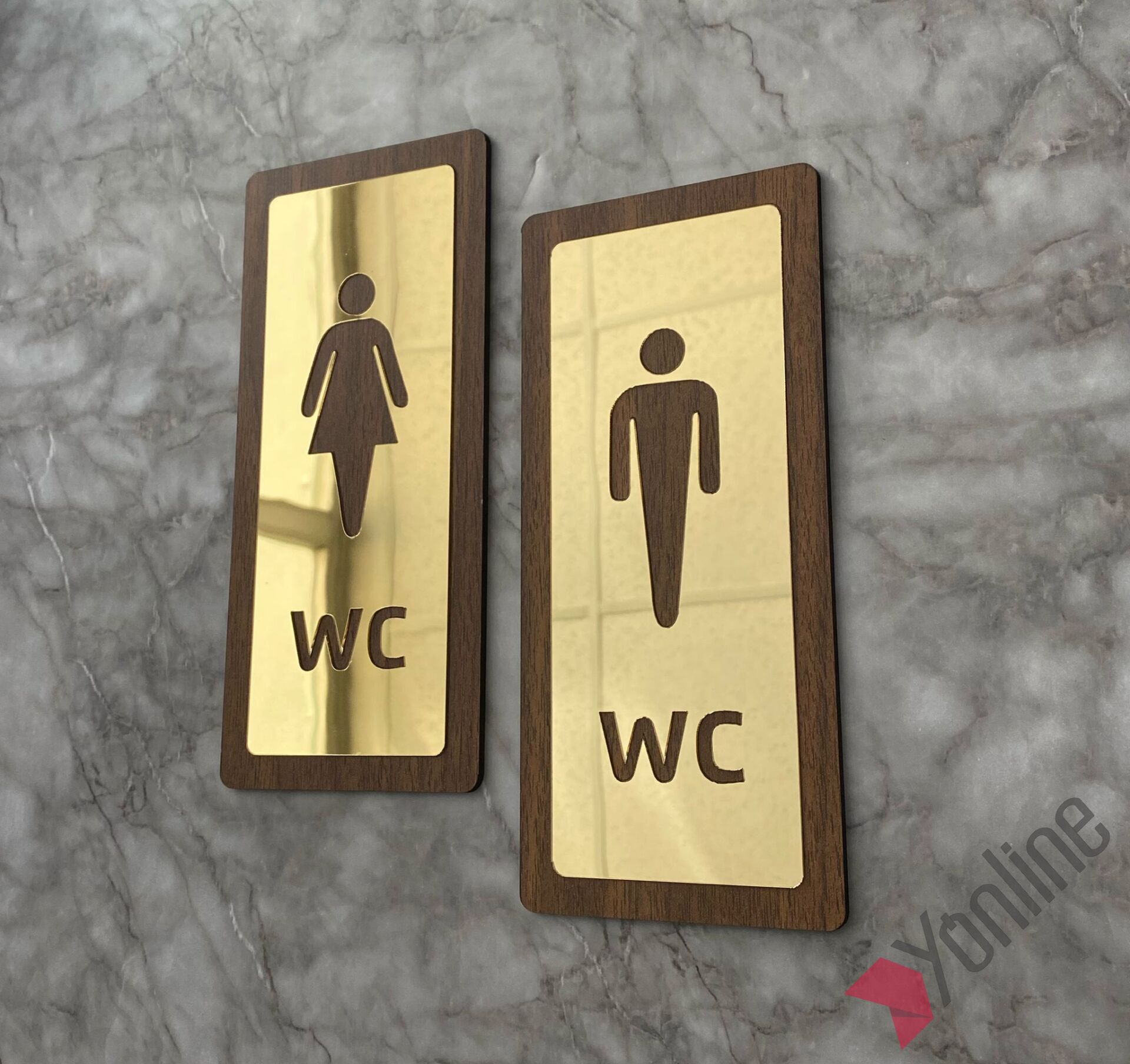Altın Aynalı Ahşap WC Levhası