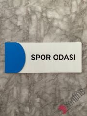 Mavi Kenarlı Beyaz Kapı İsimliği