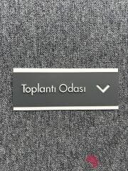 Çift Katlı Antrasit Toplantı Odası Kapı İsimliği