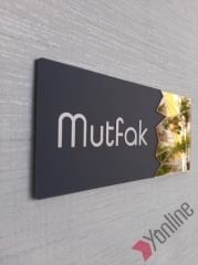 Altın Aynalı Mutfak Kapı İsimliği