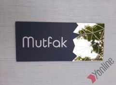 Altın Aynalı Mutfak Kapı İsimliği