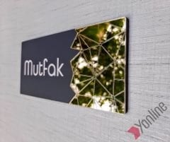 Altın Aynalı Mutfak Kapı İsimliği