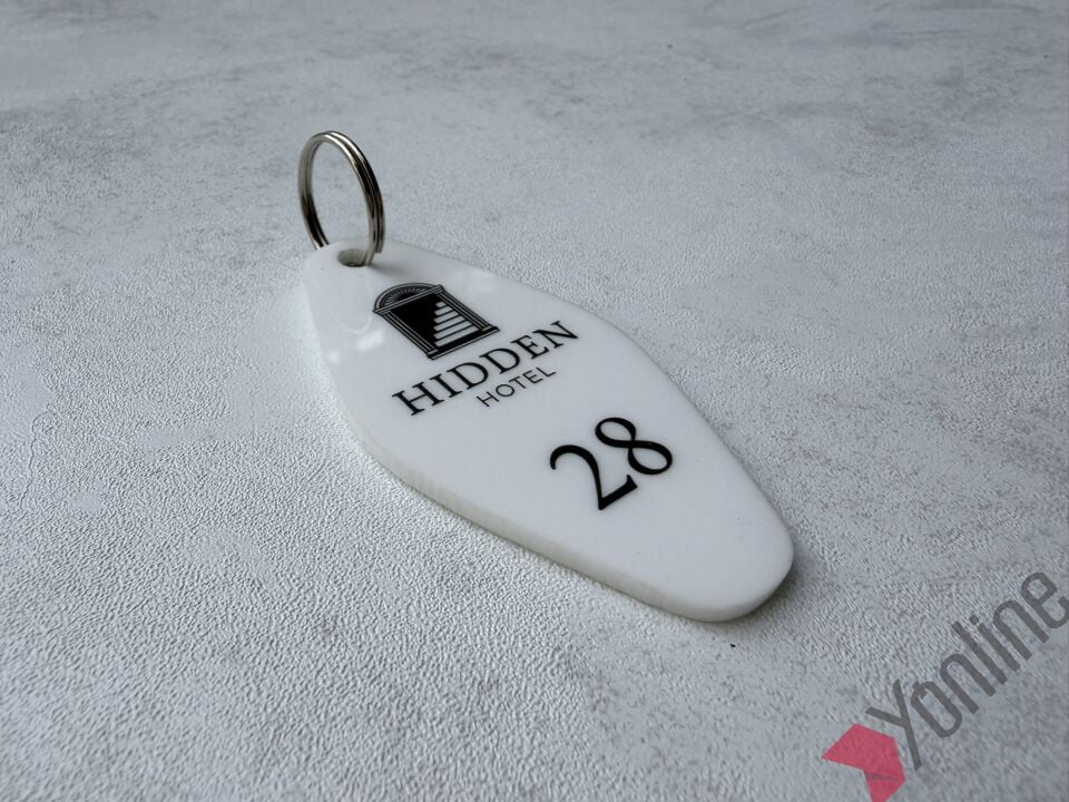 Beyaz Logolu Otel Anahtarlığı