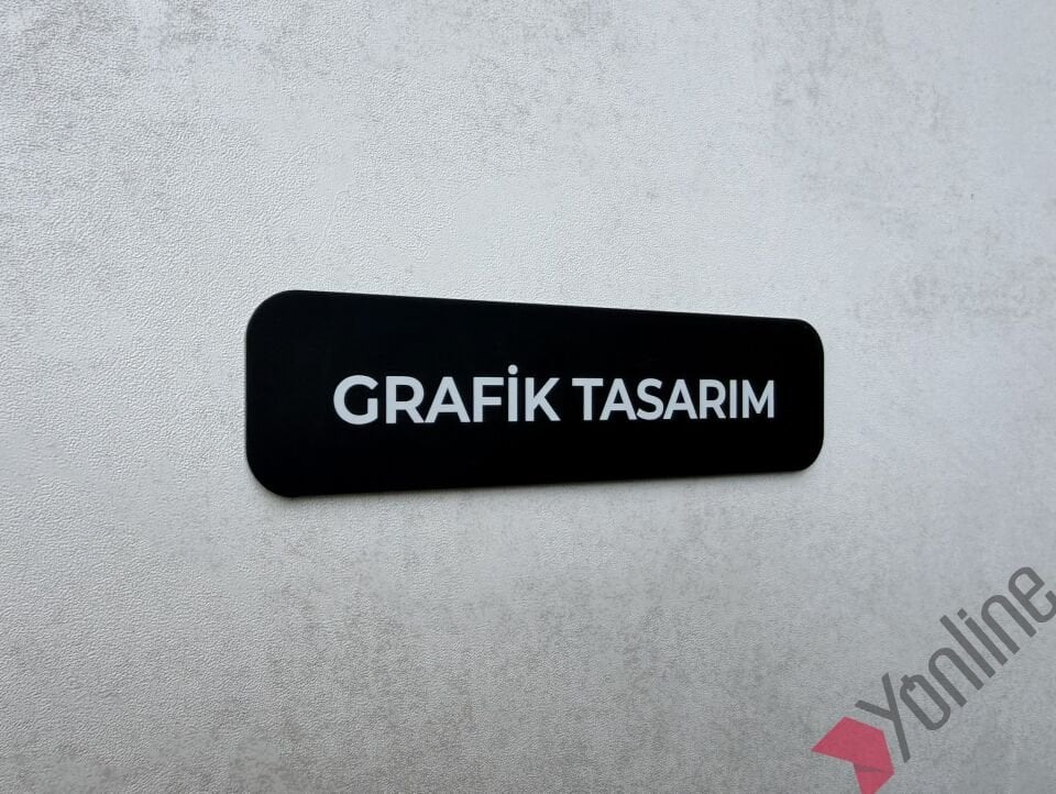 Minimal Mat Siyah Kapı İsimliği