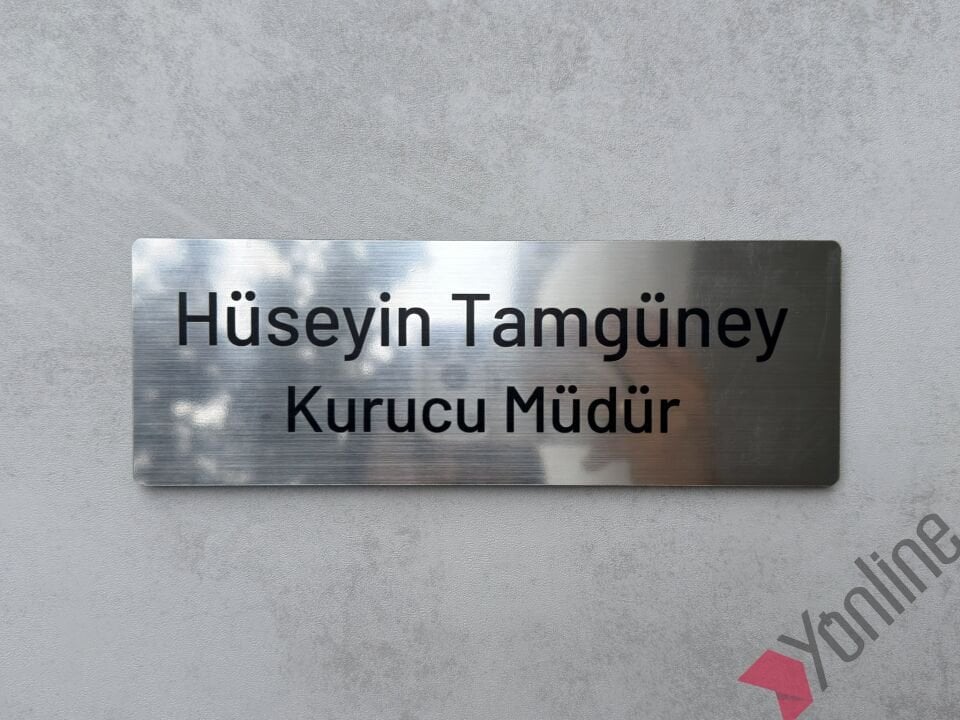Alüminyum Görünümlü Kapı İsimliği