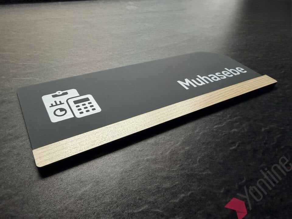 Meşe Serisi Antrasit Kapı İsimliği