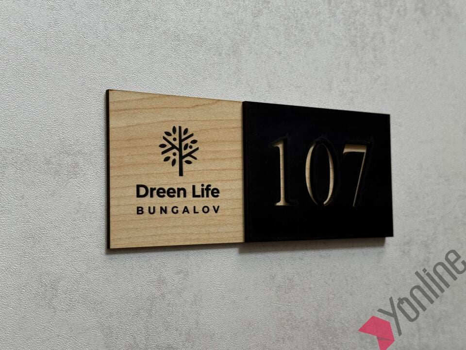 Ahşap Kenarlı Logolu Otel Kapı Numarası