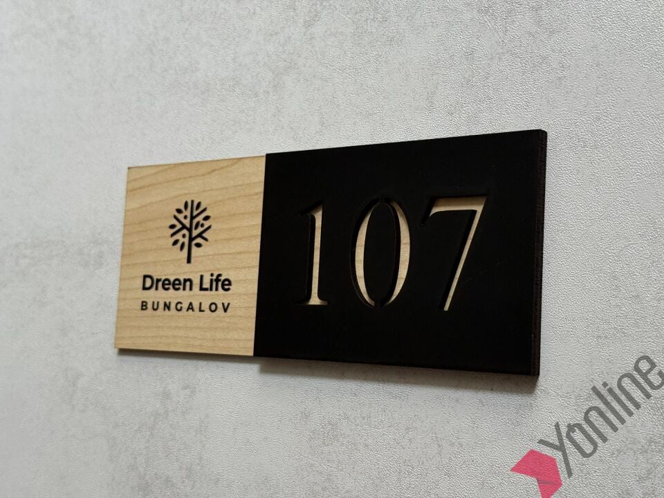 Ahşap Kenarlı Logolu Otel Kapı Numarası