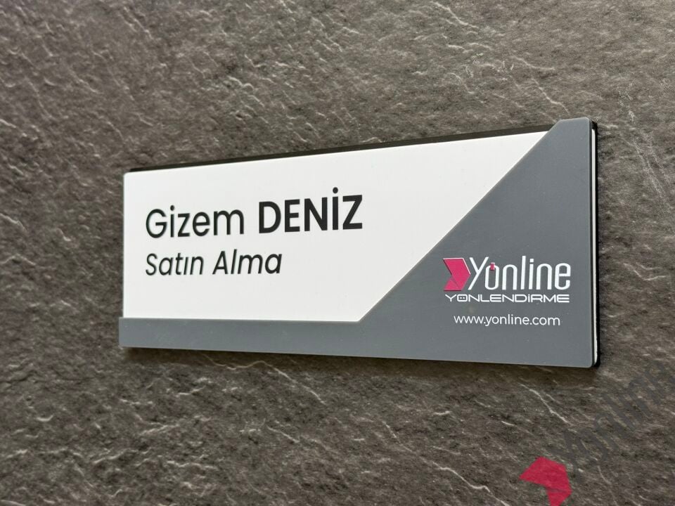 Değiştirilebilir Logolu Kurumsal Kapı İsimliği