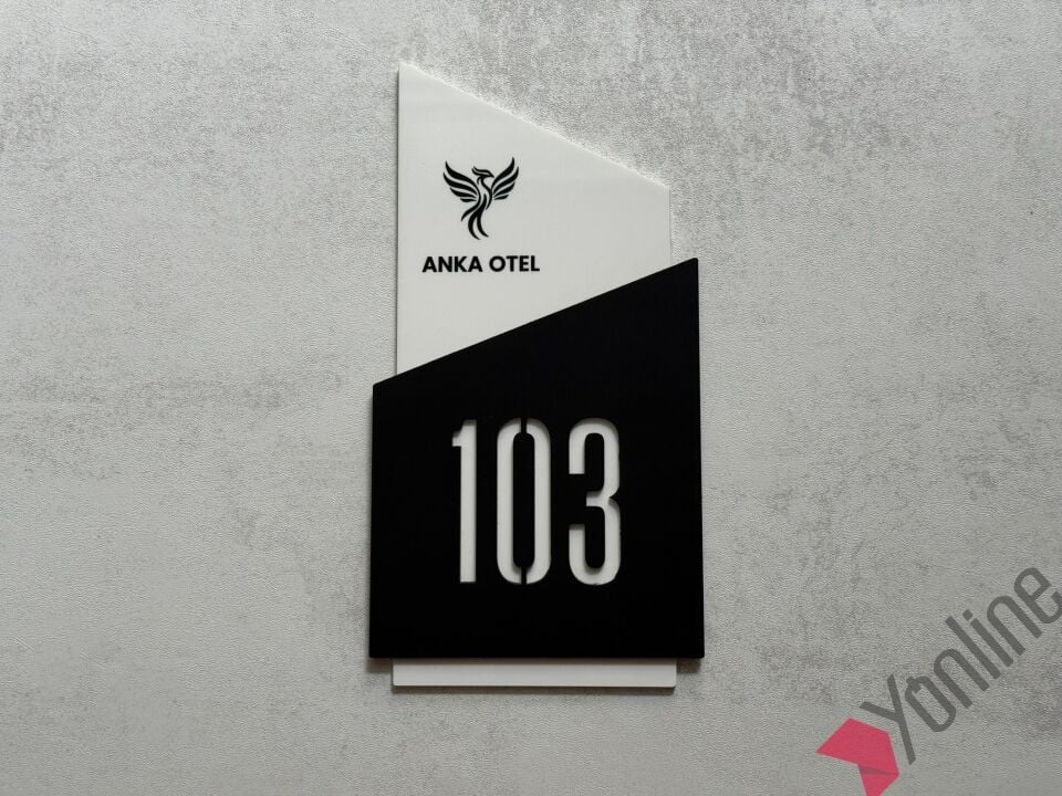 Çift Katlı Logolu Dikey Otel Kapı Numarası