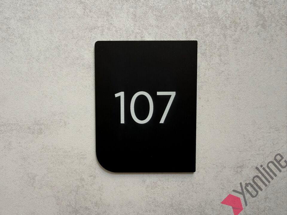 Mat Siyah Minimal Otel Kapı Numarası