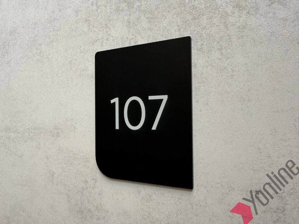 Mat Siyah Minimal Otel Kapı Numarası