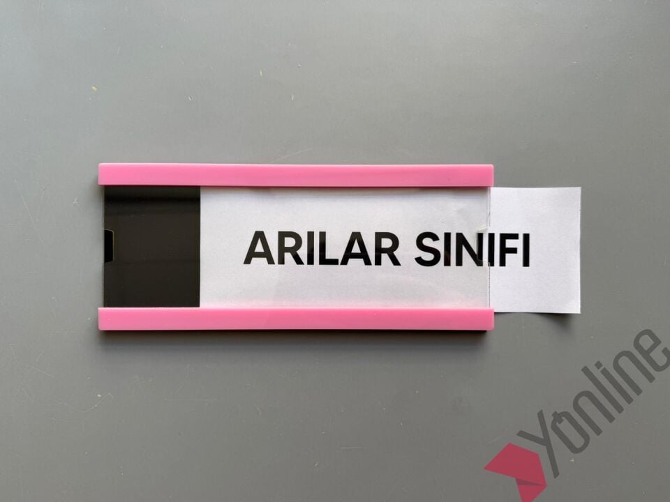 Kolay Değiştirilebilir Okul Kapı İsimliği - Pembe Anaokulu