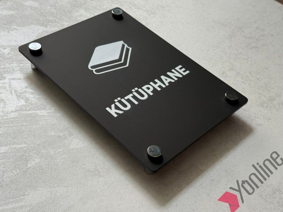 Mat Siyah İkonlu Vidalı Kapı İsimliği