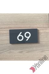 Minimal Kapı Numarası