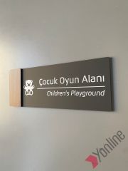 Wooden Serisi Çocuk Oyun Alanı Kapı İsimliği