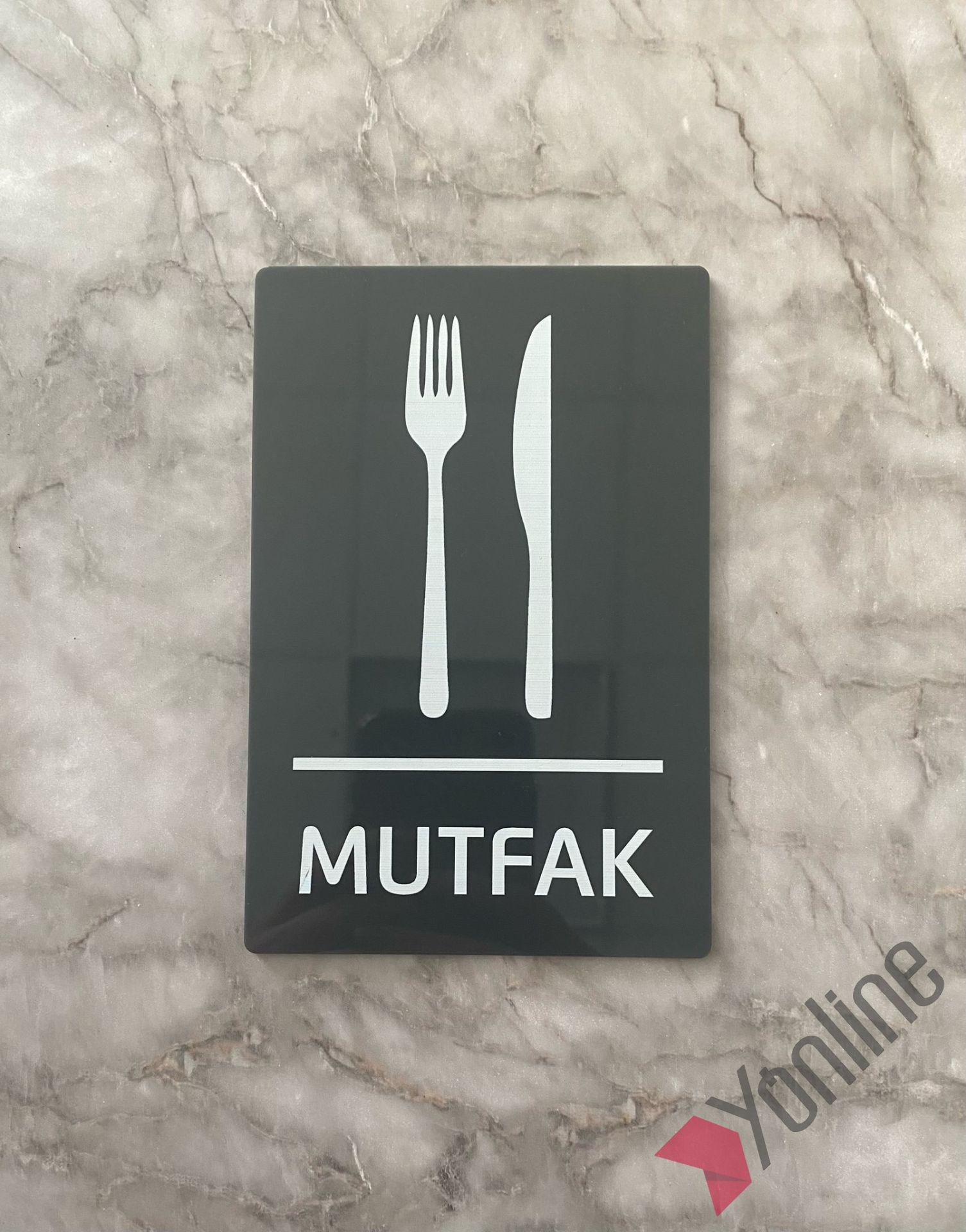 Basic Antrasit Mutfak Kapı İsimliği