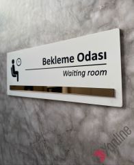 Bronz Aynalı Beyaz Bekleme Salonu Kapı İsimliği