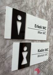 Siyah Detaylı Beyaz WC Levhası