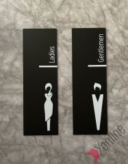 Mat Siyah Dikey WC Levhası