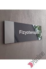Gri Kenarlı Fizyoterapist Kapı İsimliği