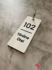 Beyaz Minimal Otel Oda Anahtarlığı