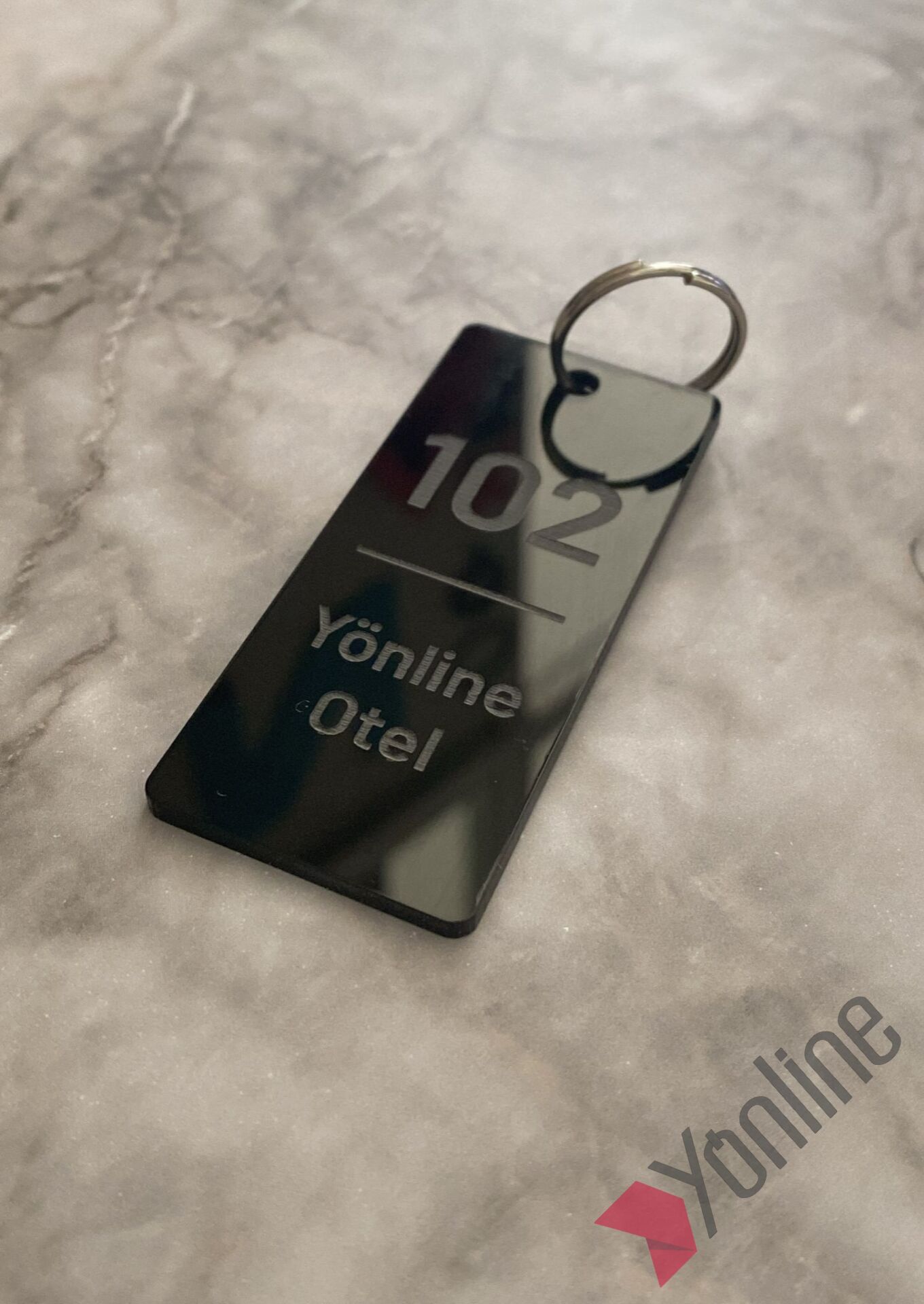 Minimal Siyah Otel Oda Anahtarlığı